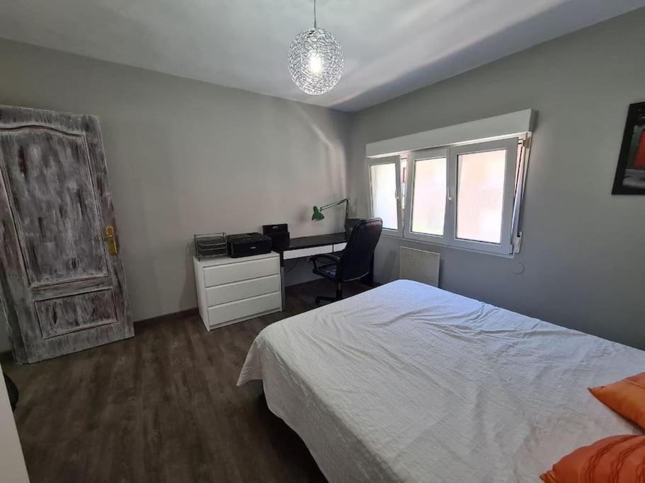 A Un Paso De La Playa, Amplio Apartamento Gijón Eksteriør billede